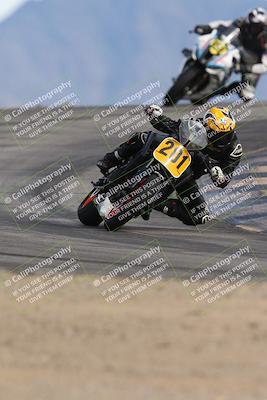 media/Nov-16-2025-Race Pace (Sun) [[8c5fa54630]]/Verified Riders/8-Turn 12 (120pm)/